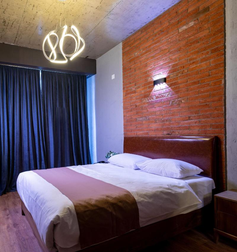 TM Apart Hotel image
