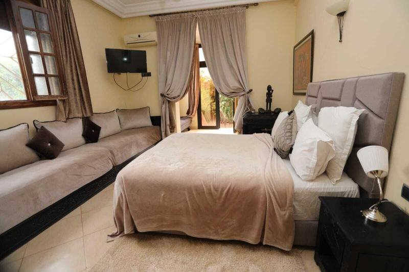 Equi Palace & Spa image