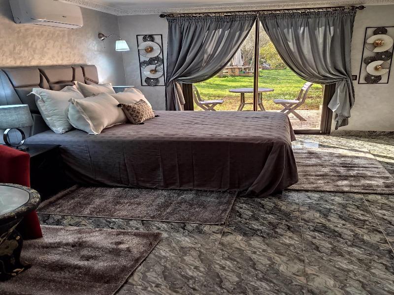 Equi Palace & Spa image