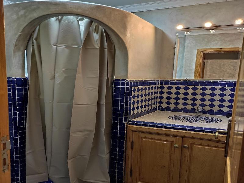 Equi Palace & Spa image