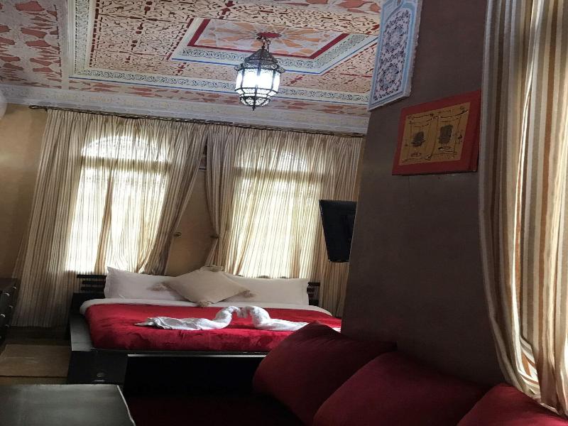 Equi Palace & Spa image