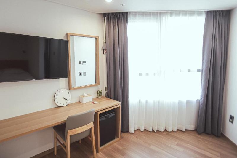 Hotel Kenny Mosulpo image