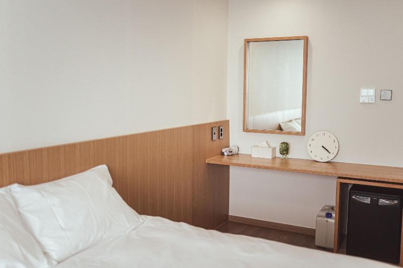 Hotel Kenny Mosulpo image