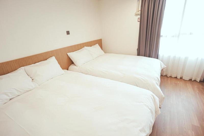 Hotel Kenny Mosulpo image