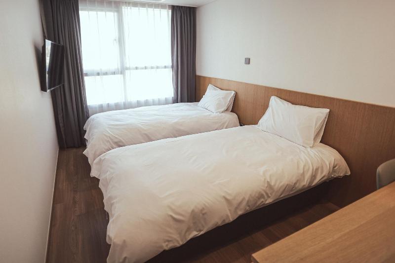 Hotel Kenny Mosulpo image