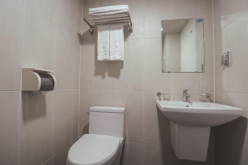 Hotel Kenny Mosulpo image