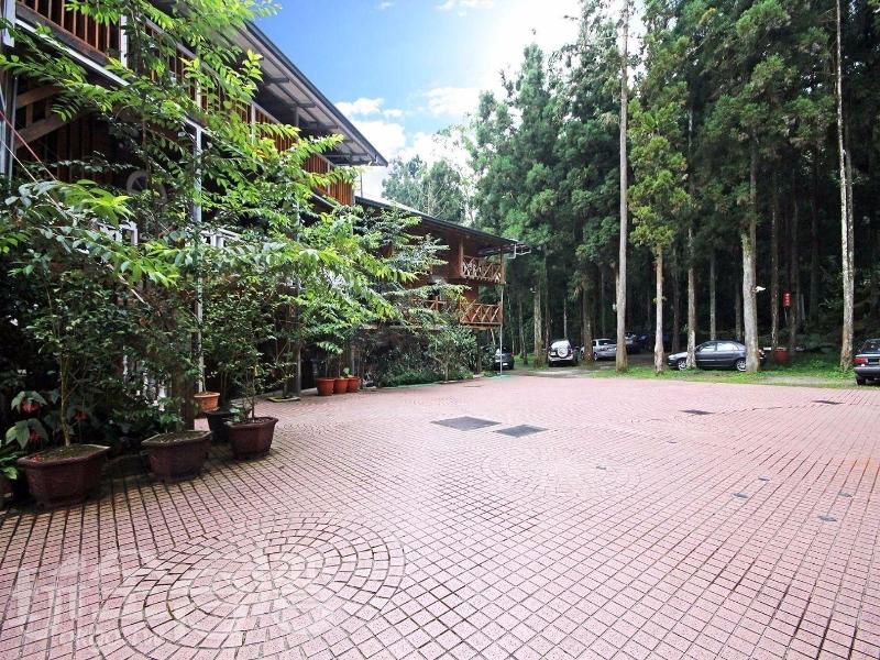 Gemlu Hotel image