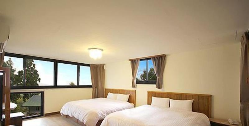 Gemlu Hotel image