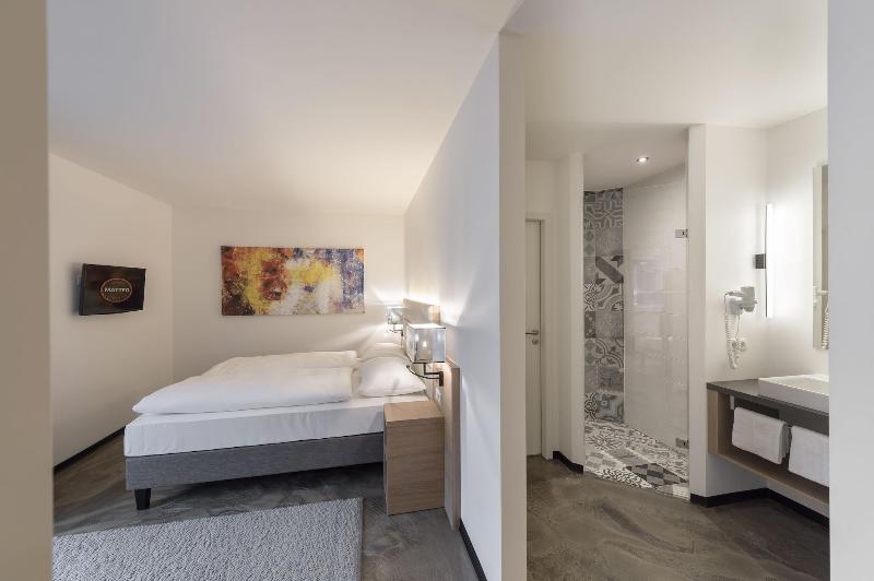 Hotel Matteo image