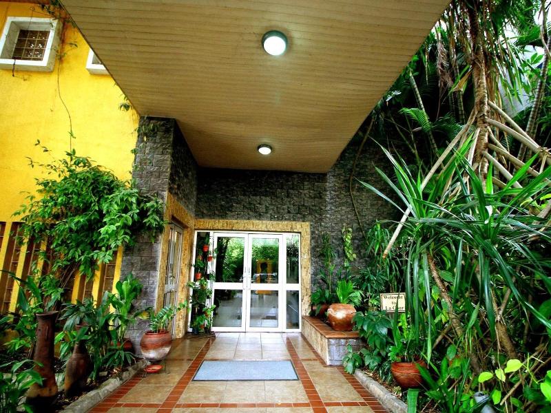 La Cour Hotel Apartments — photo 4