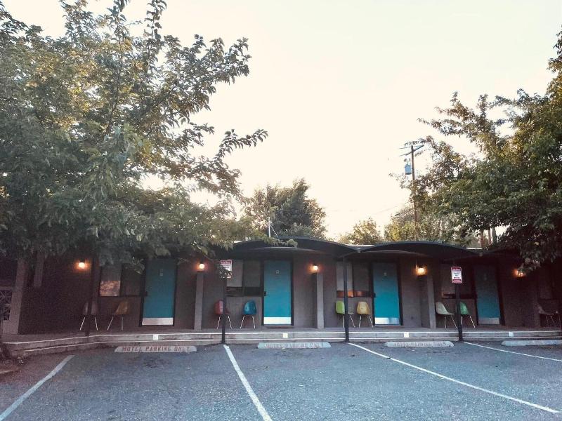 The Star Motel image