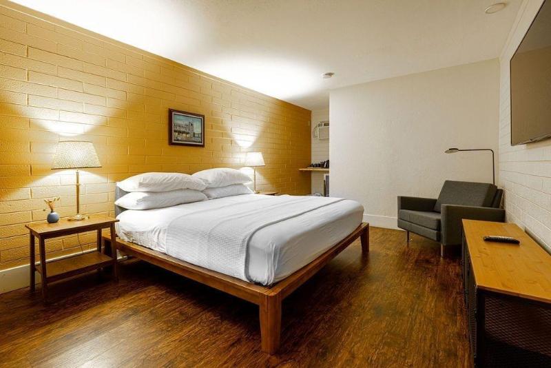 The Star Motel image