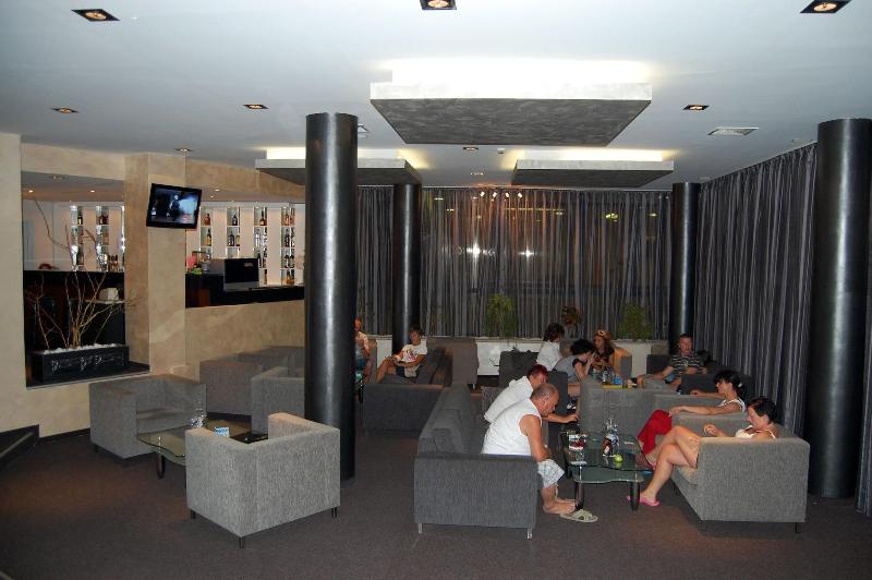 Marlin Beach Hotel image