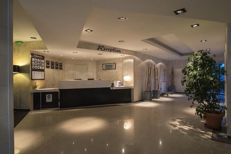 Marlin Beach Hotel image