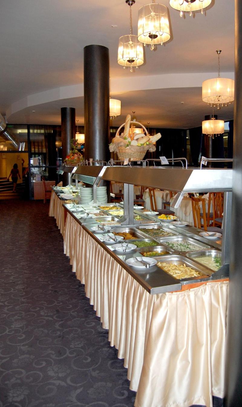 Marlin Beach Hotel image
