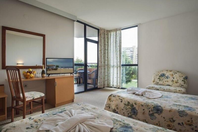 Marlin Beach Hotel image