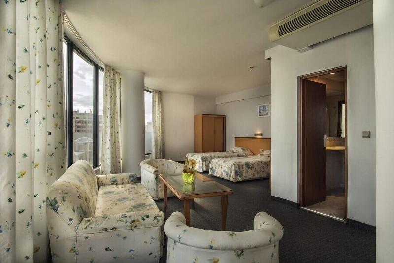 Marlin Beach Hotel image