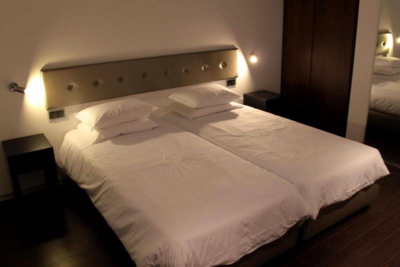 Lazza Hotel image