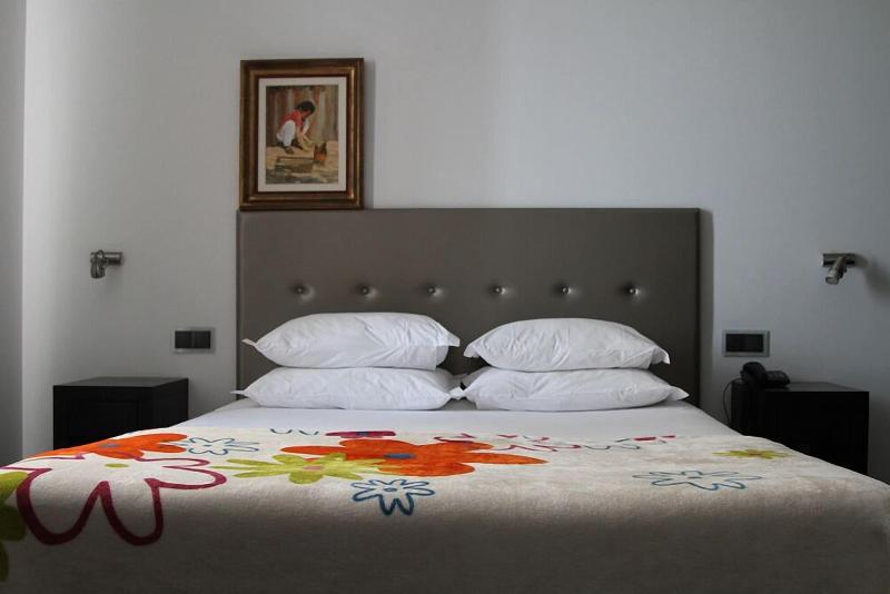 Lazza Hotel image