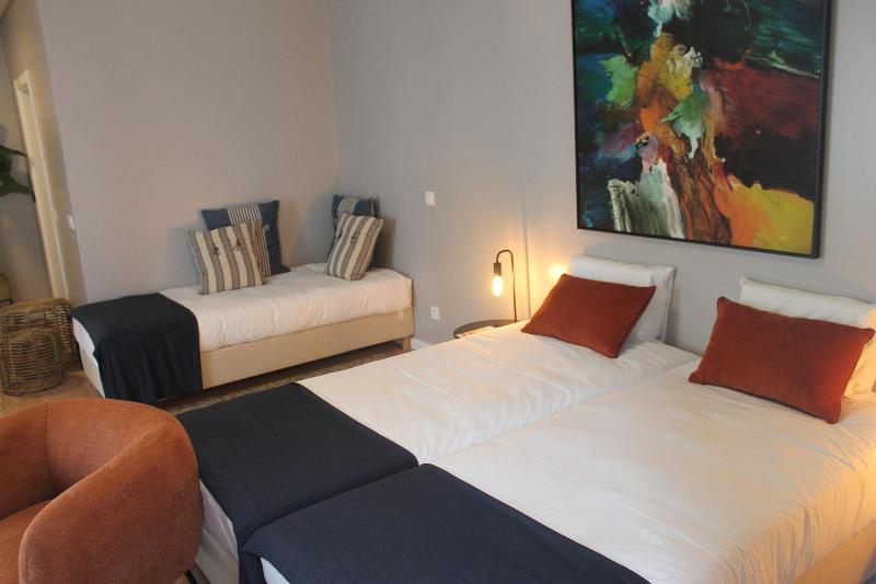 Casa das Quatro CabeÃ§as image
