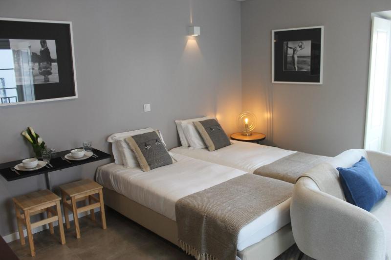 Casa das Quatro CabeÃ§as image