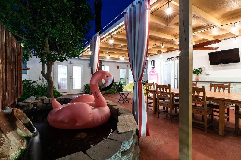 Float Palm Springs image