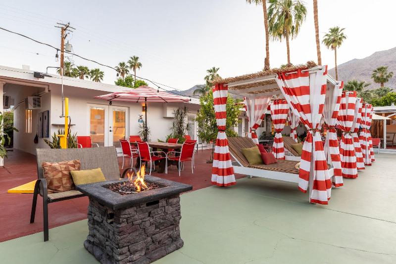 Float Palm Springs image