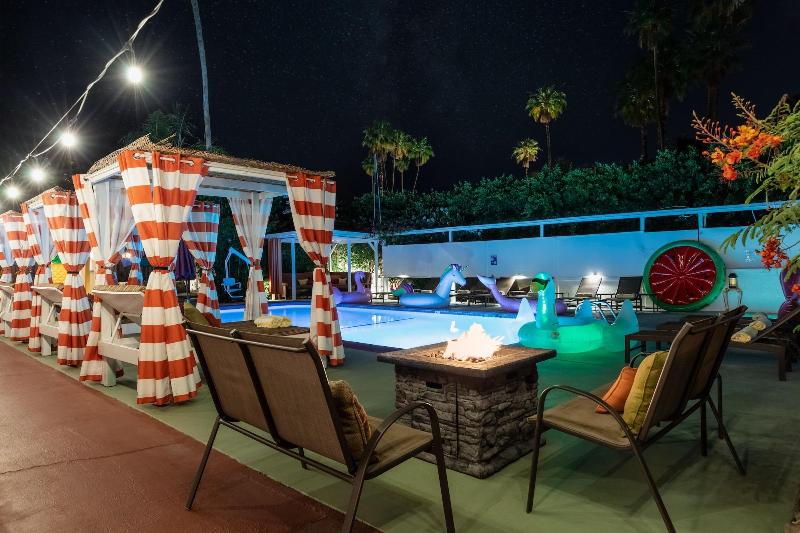 Float Palm Springs image