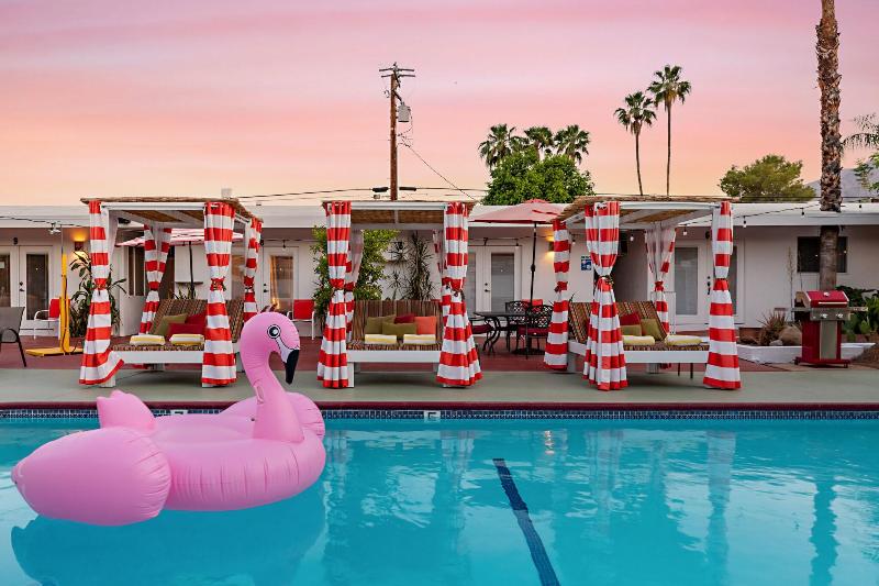 Float Palm Springs image