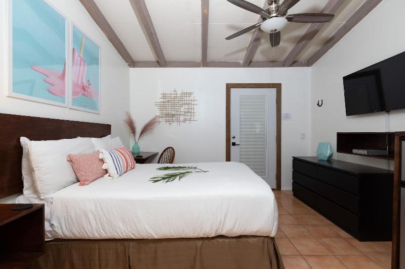 Float Palm Springs image