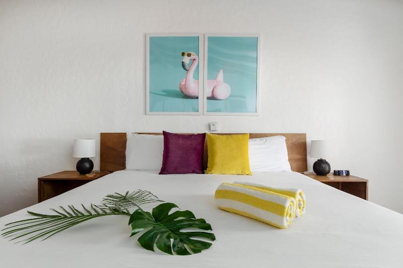 Float Palm Springs image