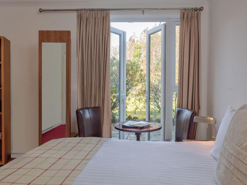 The Brander Lodge Hotel And Bistro image