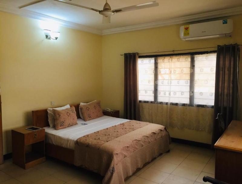 Jenos Hotels image