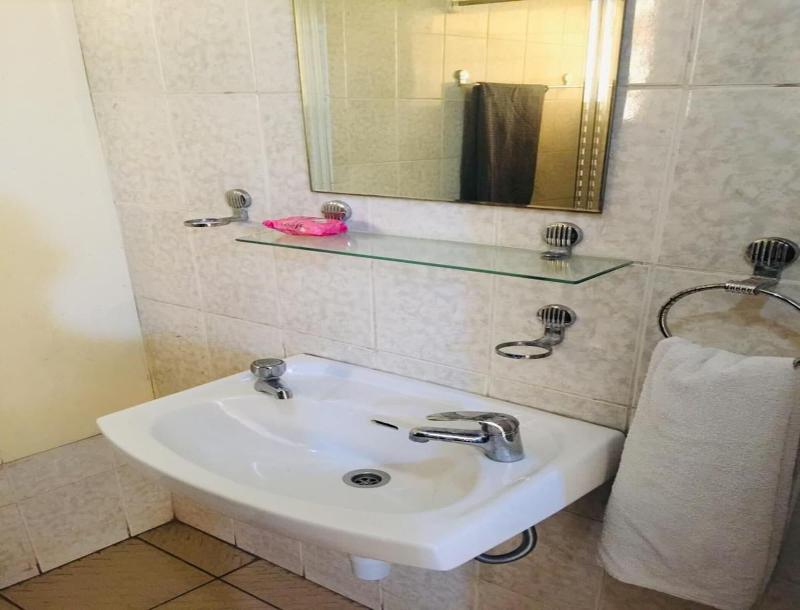 Jenos Hotels image