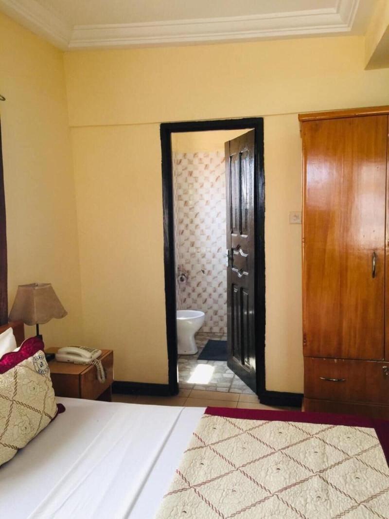 Jenos Hotels image