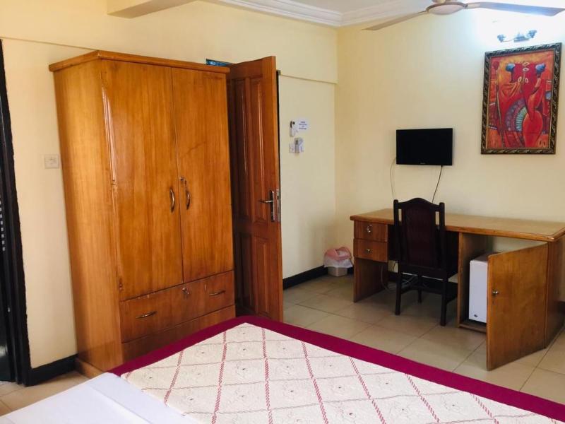 Jenos Hotels image