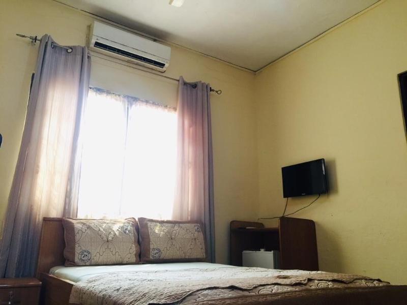 Jenos Hotels image
