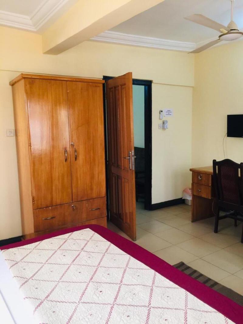 Jenos Hotels image