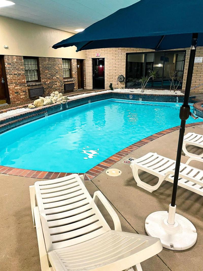 Eleven Boutique Hotel image