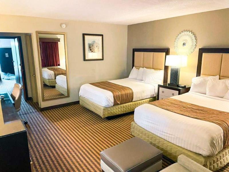 Eleven Boutique Hotel image