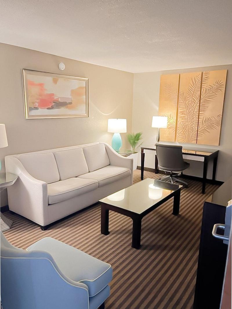 Eleven Boutique Hotel image