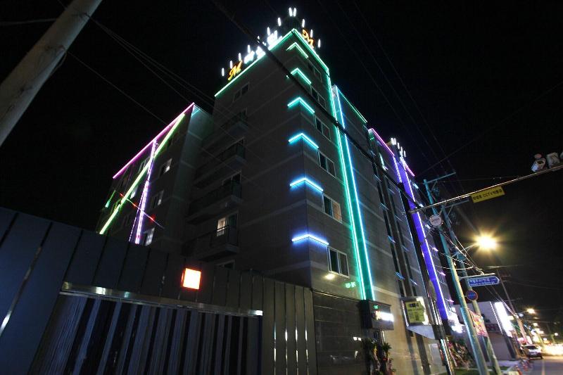Nonsan Mountain Hotel image