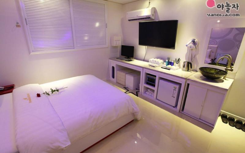 Nonsan Mountain Hotel image