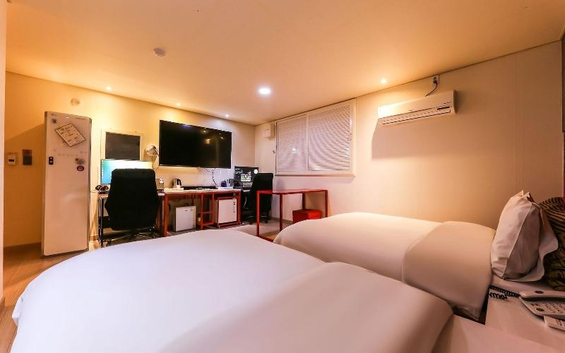 Nonsan Mountain Hotel image