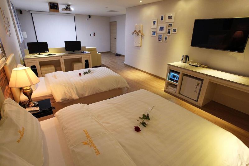Nonsan Mountain Hotel image