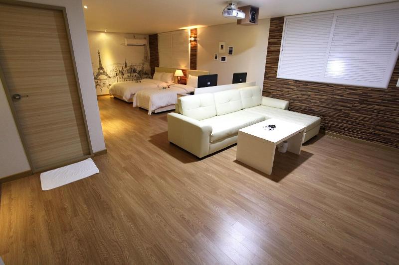 Nonsan Mountain Hotel image