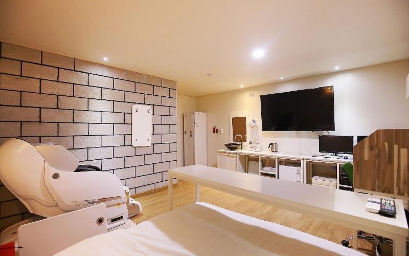 Nonsan Mountain Hotel image