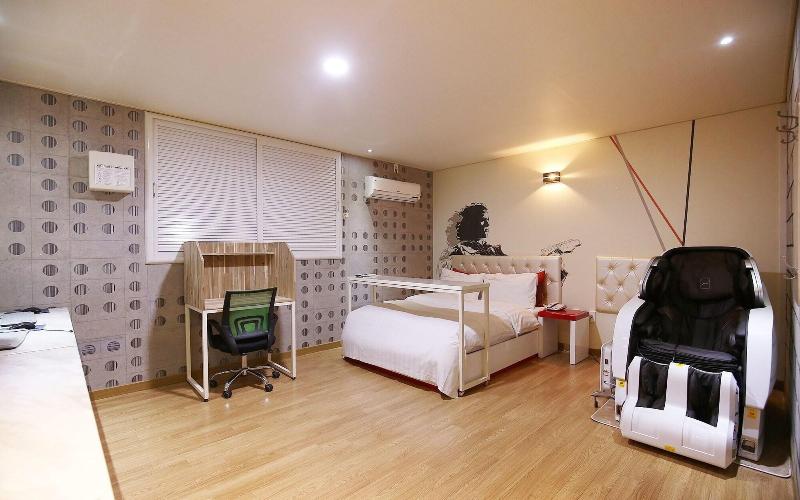Nonsan Mountain Hotel image