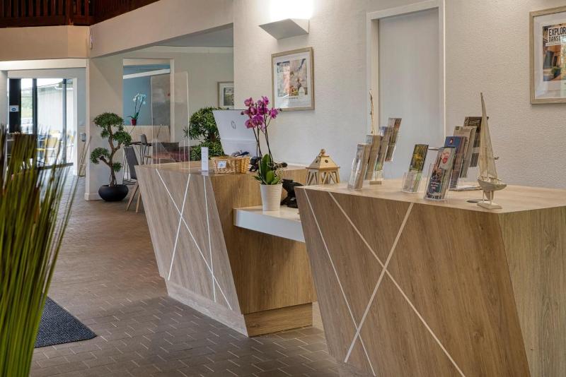 Hotel-Club Lac d'Orient image