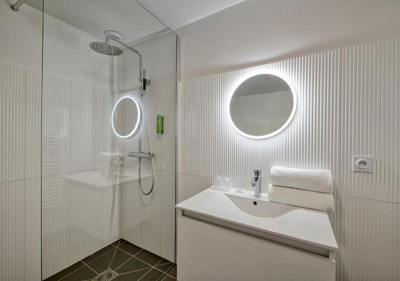 Hotel-Club Lac d'Orient image